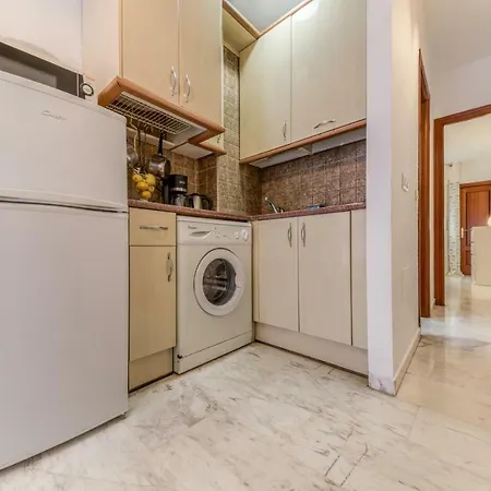 1 Bedroom Close Beach In Los Boliches Fuengirola